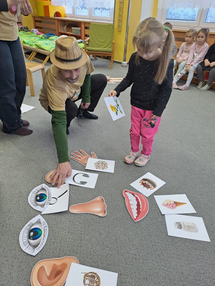 Putování po tělíčku Žabičky a Berušky