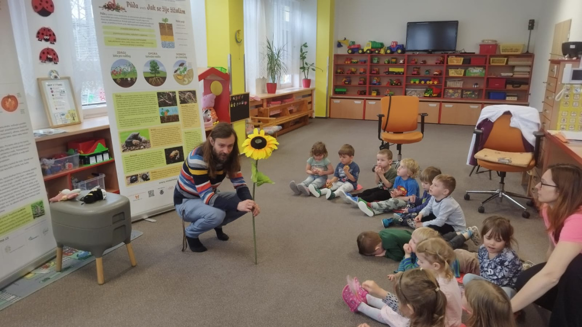 Jak se žije žížalám - Berušky a Žabky - 2026